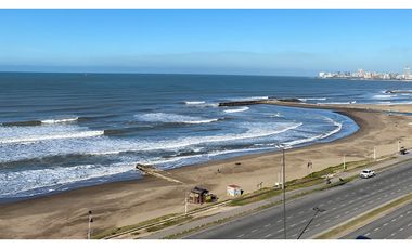 VENTA DEPARTAMENTO 3 AMBIENTES CON VISTA AL MAR, COCHERA Y BAULERA
