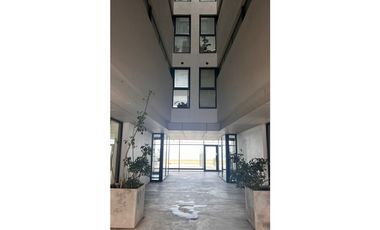 VENTA DEPARTAMENTO 3 AMBIENTES CON VISTA AL MAR, COCHERA Y BAULERA