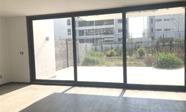 TownHouse con JARDIN PRIVADO 4 D en San Carlos de Apoquindo