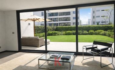 TownHouse con JARDIN PRIVADO 4 D en San Carlos de Apoquindo