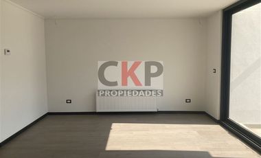TownHouse con JARDIN PRIVADO 4 D en San Carlos de Apoquindo