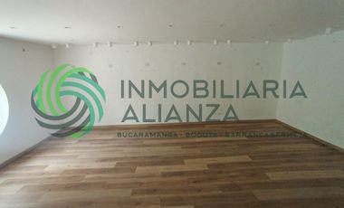 casa en arriendo en cabecera del llano. Cod A17325