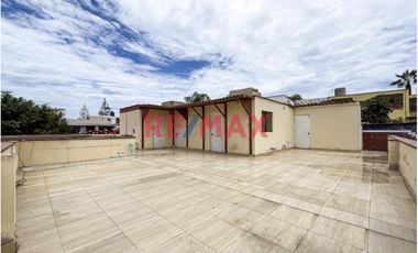Venta De Casa Como Terreno – Calle Cabo Blanco - San Isidro