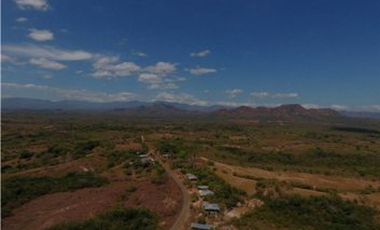 Se Vende Terreno comercial de 7500 mt2  en Agua Dulce