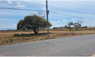 Se Vende Terreno comercial de 7500 mt2  en Agua Dulce