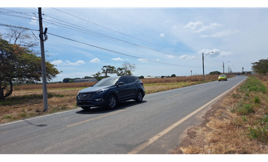 Se Vende Terreno comercial de 7500 mt2  en Agua Dulce