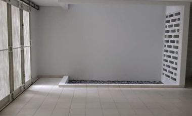 Rumah sewa kosongan dalam cluster di sereniahills lebak bulus
