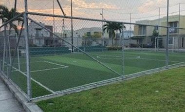 Venta de casa cuatro habitaciones en urbanización Arboletta km 15,5 de la vía Salitre