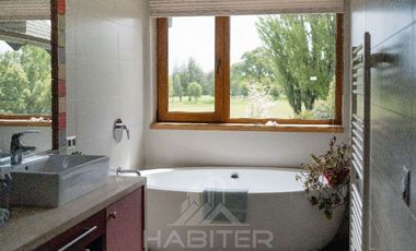 Casa en Venta en Camino Antuco Club de Golf