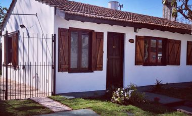 Casa en venta - 3 Dormitorios 1 Baño - Cochera - 218Mts2 - General Madariaga