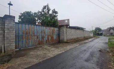 Gudang di JL.Diponegoro Ds.sukorejo kecamatan.Gurah kabupaten.Kediri