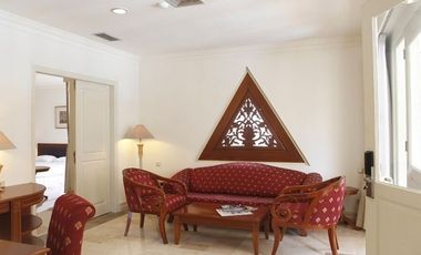 Jual Hotel Mewah dan Luas Lokasi Strategis Jalan Basuki Rahmat Kabupaten Tuban