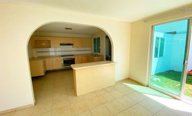 CASA EN NRENTA EN LA ASUNCION METEPEC