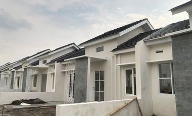 rumah mewah siap dihuni saat pandemi di kota kediri