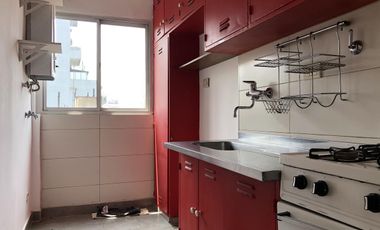 SIN MUEBLES - PISO ALTO - CONECCION PARA LAVARROPAS - ZONA ESTRATEGICA