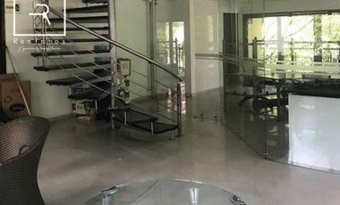 oficina en venta en el poblado. Cod V10456