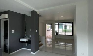 3 Bedroom Townhouse for sale at Malada Maz