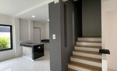 3 Bedroom Townhouse for sale at Malada Maz