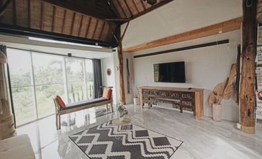 VILLA FULL FURNISHED HARGA MIRING VIEW SAWAH DI GIANYAR