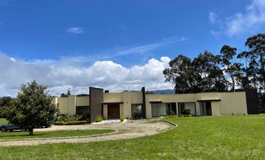 casa en venta en casa campestre. Cod V1470