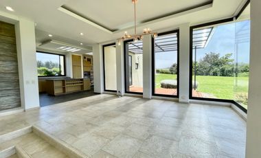 casa en venta en casa campestre. Cod V1470