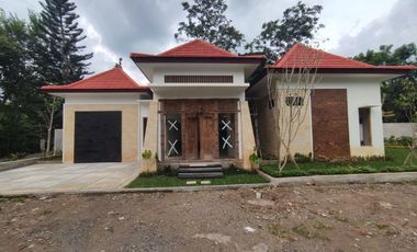 VILLA PREMIUM DIJUAL FULL FUNITURE DI KAWASAN BOROBUDUR