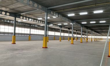 Warehouse/distribution center near 304 industrial park