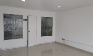 oficina en arriendo en la veracruz. Cod A5320701