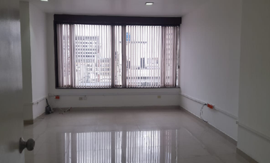 oficina en arriendo en la veracruz. Cod A5320701