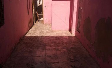 Ph 2 ambientes con patio a refaccionar