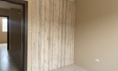 Alquilo casa en Duran en urbanización privada