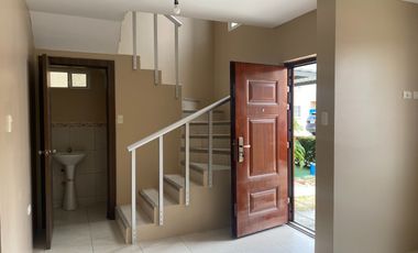 Alquilo casa en Duran en urbanización privada