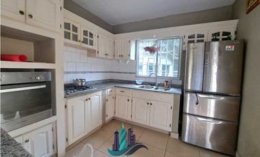 VENDO CASA COMERCIAL  EN VIA PRINCIPAL ALGARROBOS