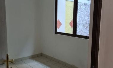 Disewakan Rumah Kencana Loka Sektor 12.4 Blok T4 Deoan Tandon Ciater Lokasi Dekat Stasiun Rawa Buntu