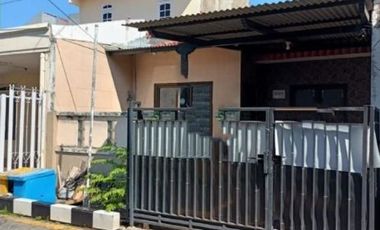 rumah di Mulyosari Tengah Hadap Utara, Strategis