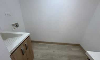 apartamento en arriendo en vereda la esperanza. Cod A209553