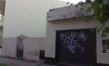 Lote  propio con vivienda y local ideal CONSTRUCTOR!!