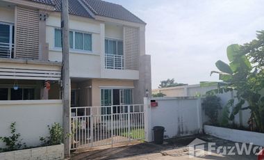 3 Bedroom Townhouse for sale at Glory House 2