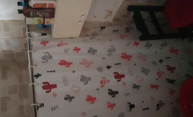 PH frente Chilavert de 3 ambientes con entrada de auto y patio al fondo con parrilla