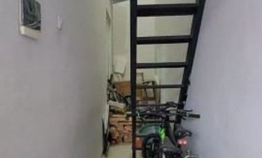 Disewakan Rumah Lokasi di Nginden Intan Barat, Surabaya