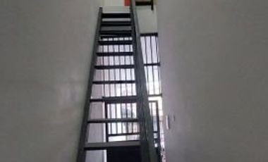 Disewakan Rumah Lokasi di Nginden Intan Barat, Surabaya