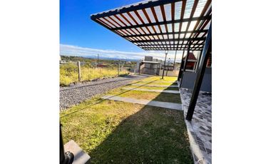 DTO A LA VENTA DE DOS DORMITORIOS EN SANTA CRUZ DEL LAGO
