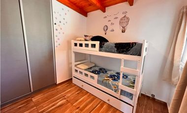 DTO A LA VENTA DE DOS DORMITORIOS EN SANTA CRUZ DEL LAGO