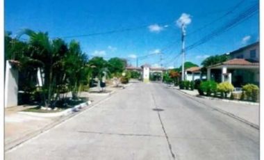 ALQUILO Y VENDO CASA EN LA CHORRERA ALTOS DEL CAMPO 2R