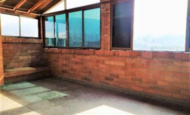 A LA RENTA APARTAMENTO EN SECTOR JARDINES, ENVIGADO