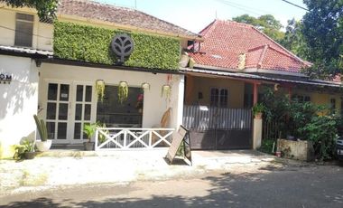 Rumah cocok untuk usaha jl trunojoyo dago Bandung