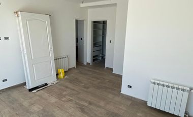 Casa a estrenar en Barrio Los Talas, Canning.