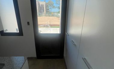 Casa a estrenar en Barrio Los Talas, Canning.