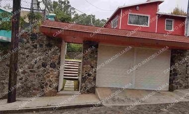 Santa María Casa Amueblada en Privada Portón Eléctrico Jardín
