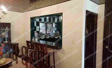 Santa María Casa Amueblada en Privada Portón Eléctrico Jardín